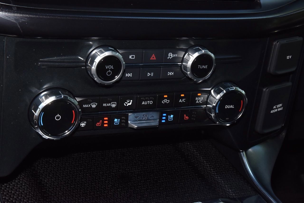 Certified 2025 Ford F150 Raptor w/ Equipment Group 803A Raptor R AWD/4WD image 31