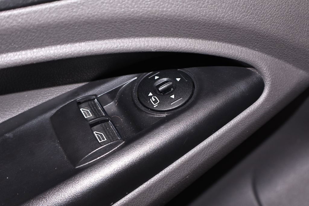 Certified 2023 Ford Transit Connect XLT FWD image 12