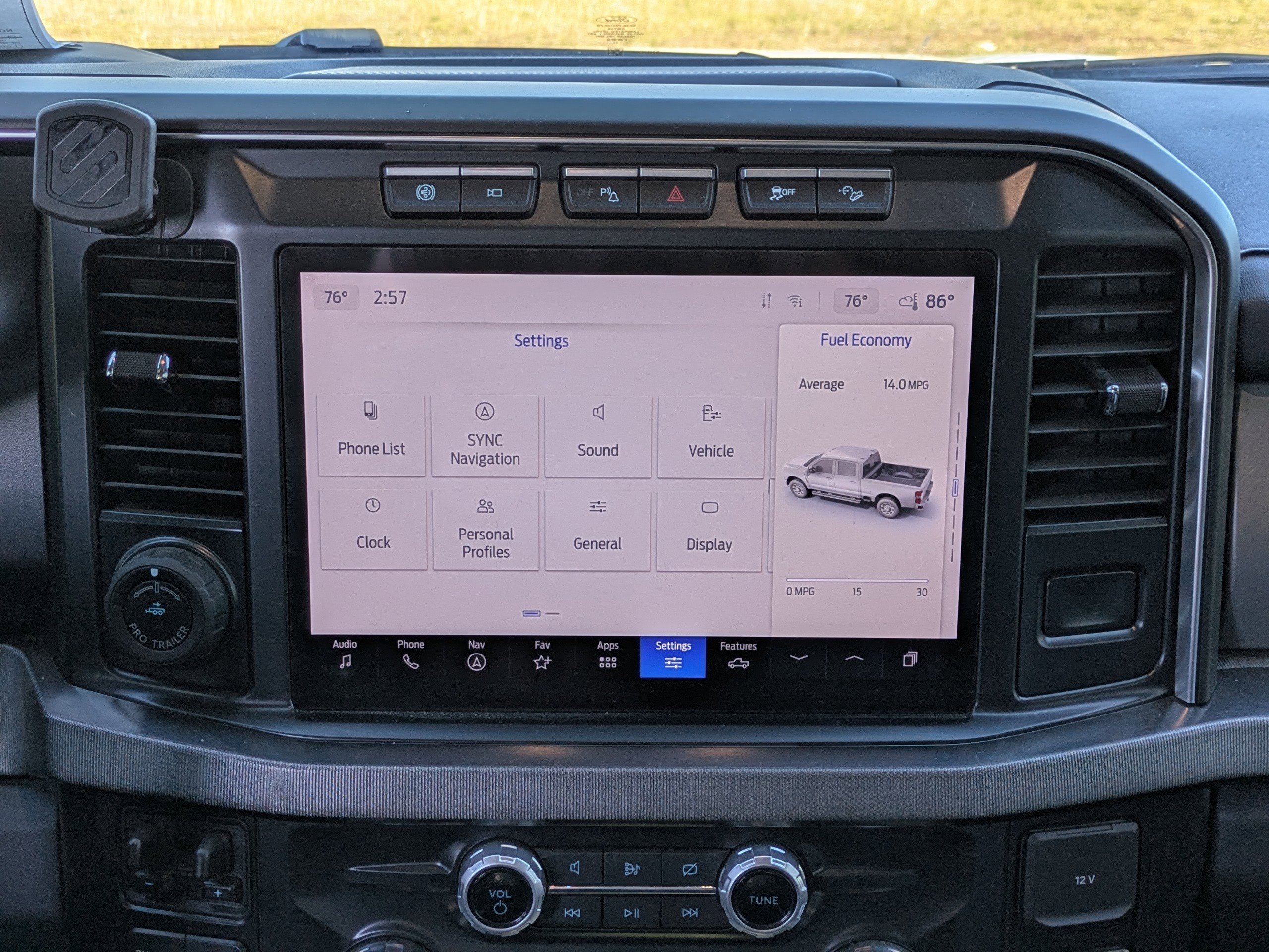 Certified 2024 Ford F250 Platinum image 17