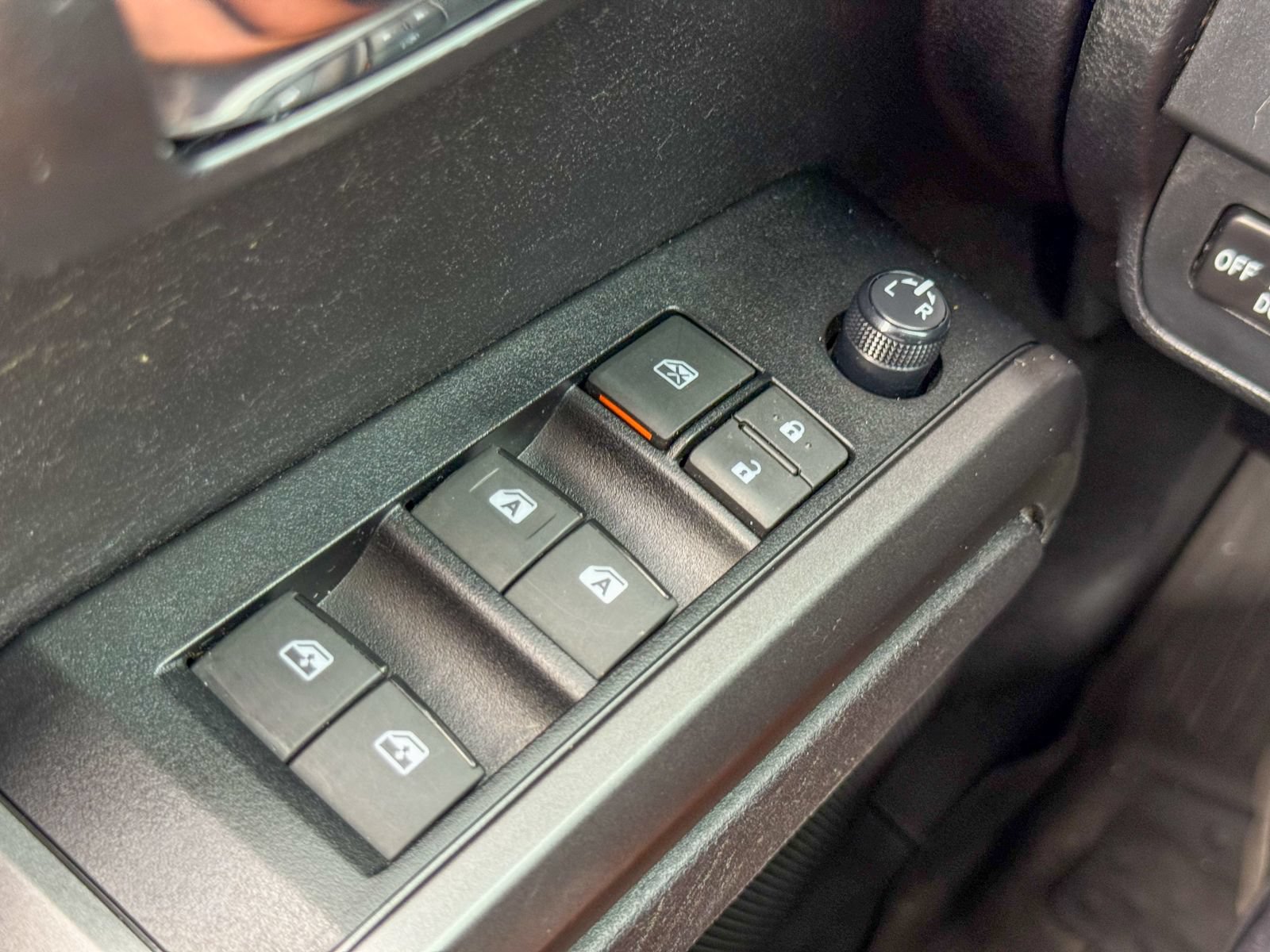 Used 2021 Toyota Tacoma TRD Off-Road AWD/4WD image 28