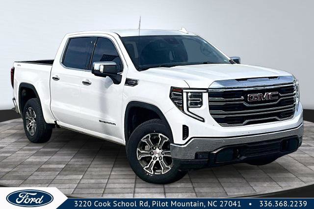 Used 2025 GMC Sierra 1500 SLT AWD/4WD image 1