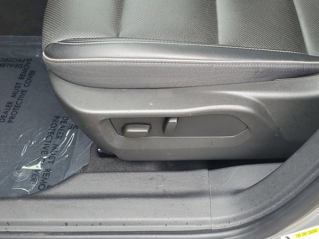 Used 2023 Buick Envision Essence image 22