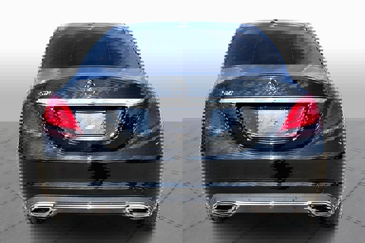 Used 2021 Mercedes-Benz C 300 Sedan image 5