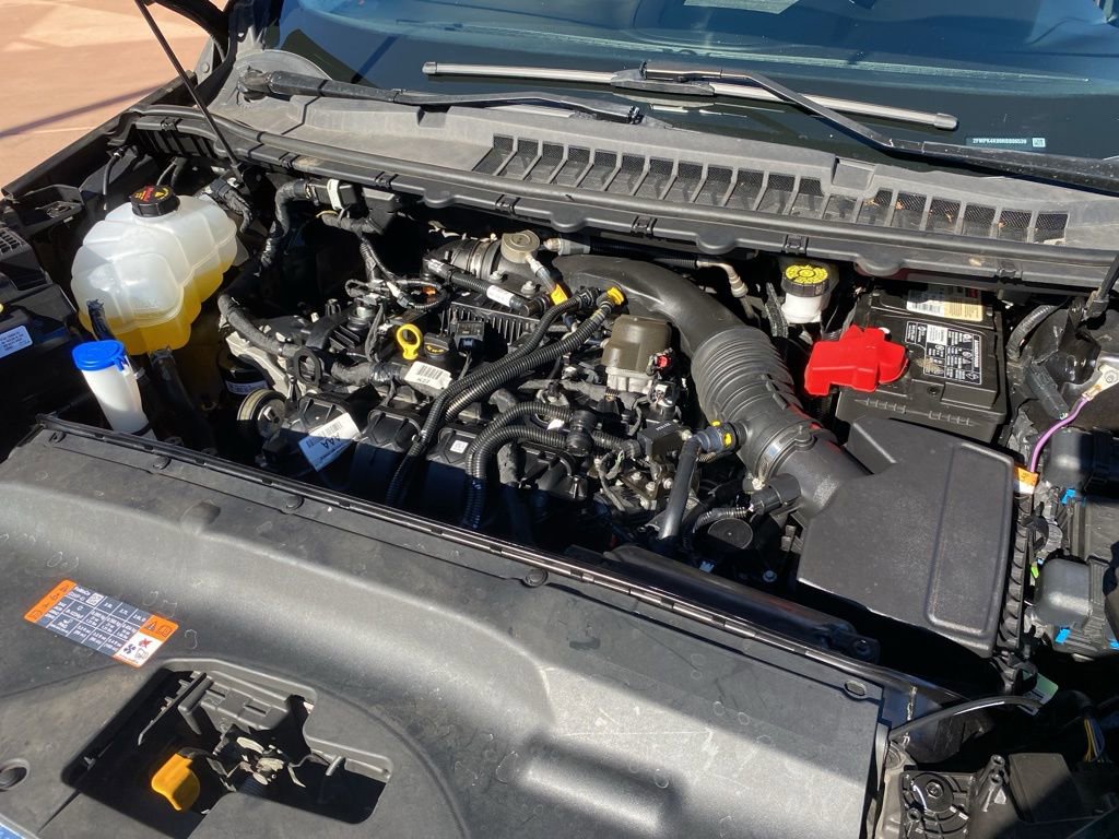 Certified 2022 Ford Edge Titanium image 40