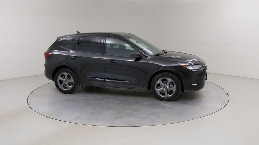 Certified 2024 Ford Escape ST-Line w/ Cold Weather Package FWD image 11