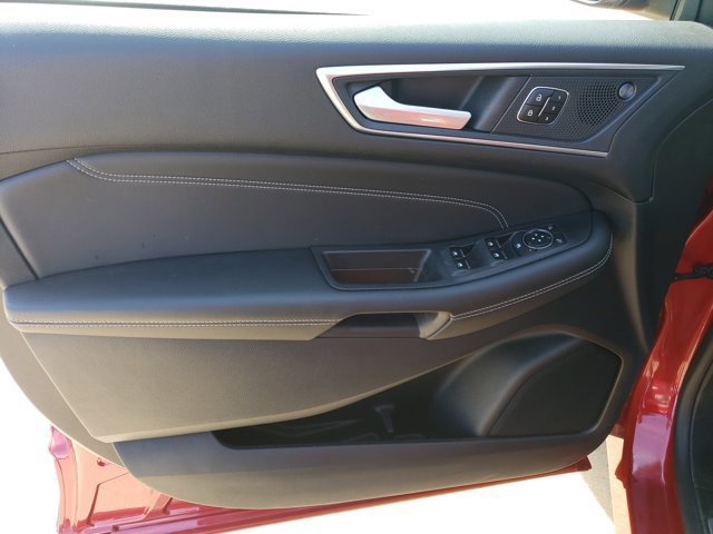 Certified 2023 Ford Edge Titanium image 18