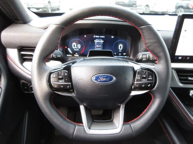 Certified 2025 Ford Explorer ST-Line w/ Premium Package image 15