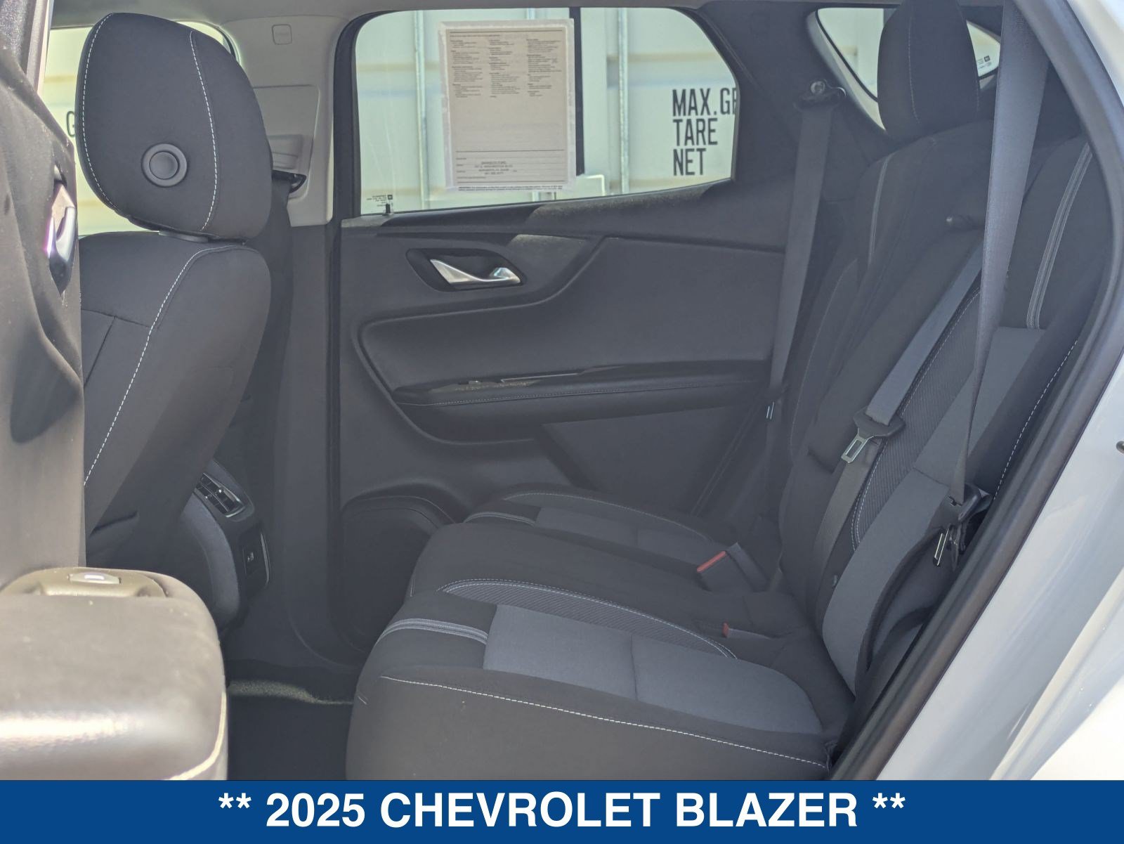 Used 2025 Chevrolet Blazer LT FWD image 15