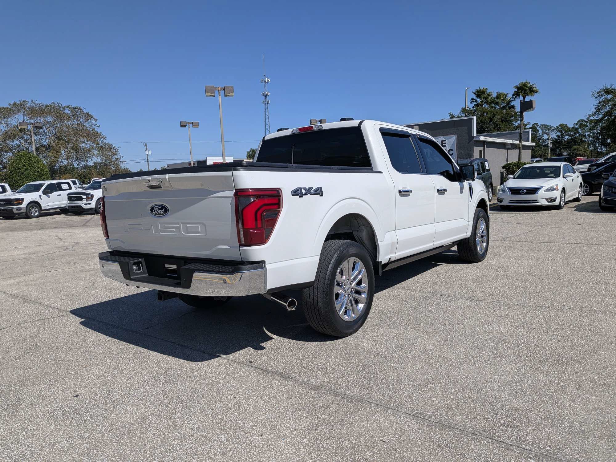 Certified 2024 Ford F150 Lariat w/ Tow/Haul Package AWD/4WD image 4