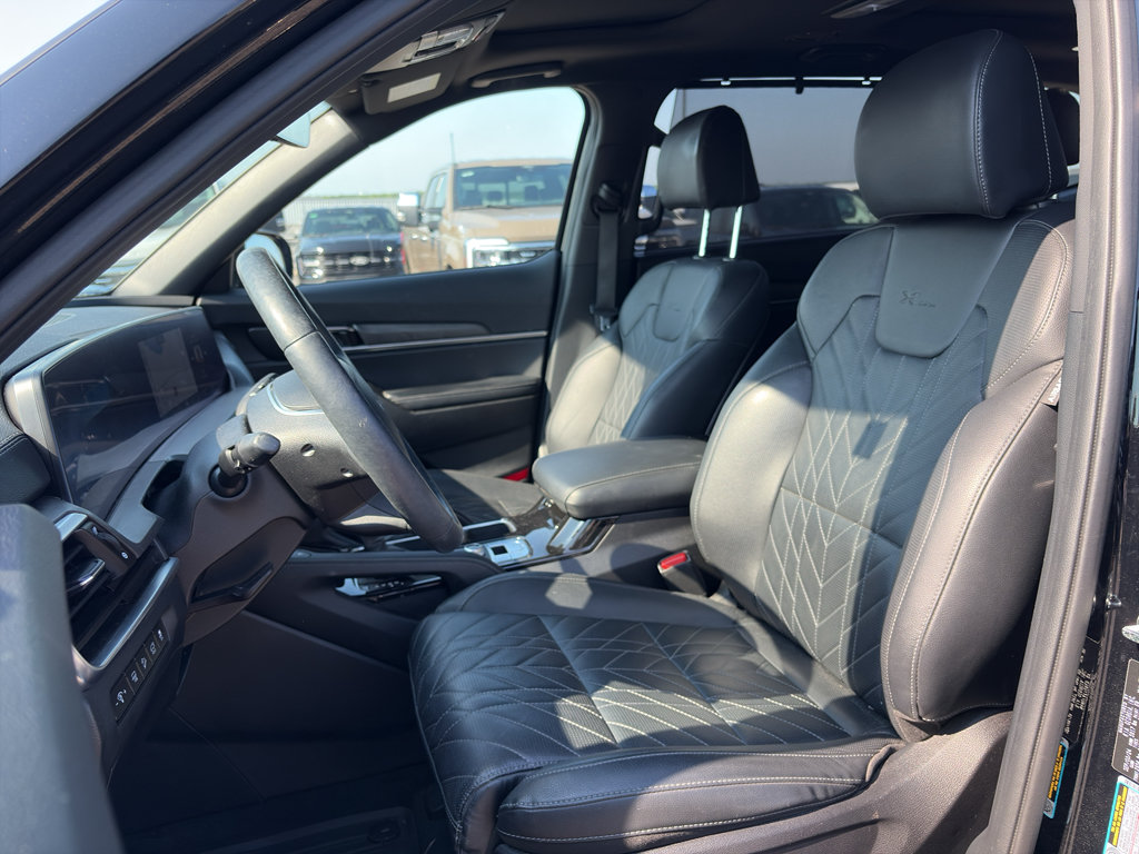 Used 2025 Kia Telluride SX X-Line AWD/4WD image 11