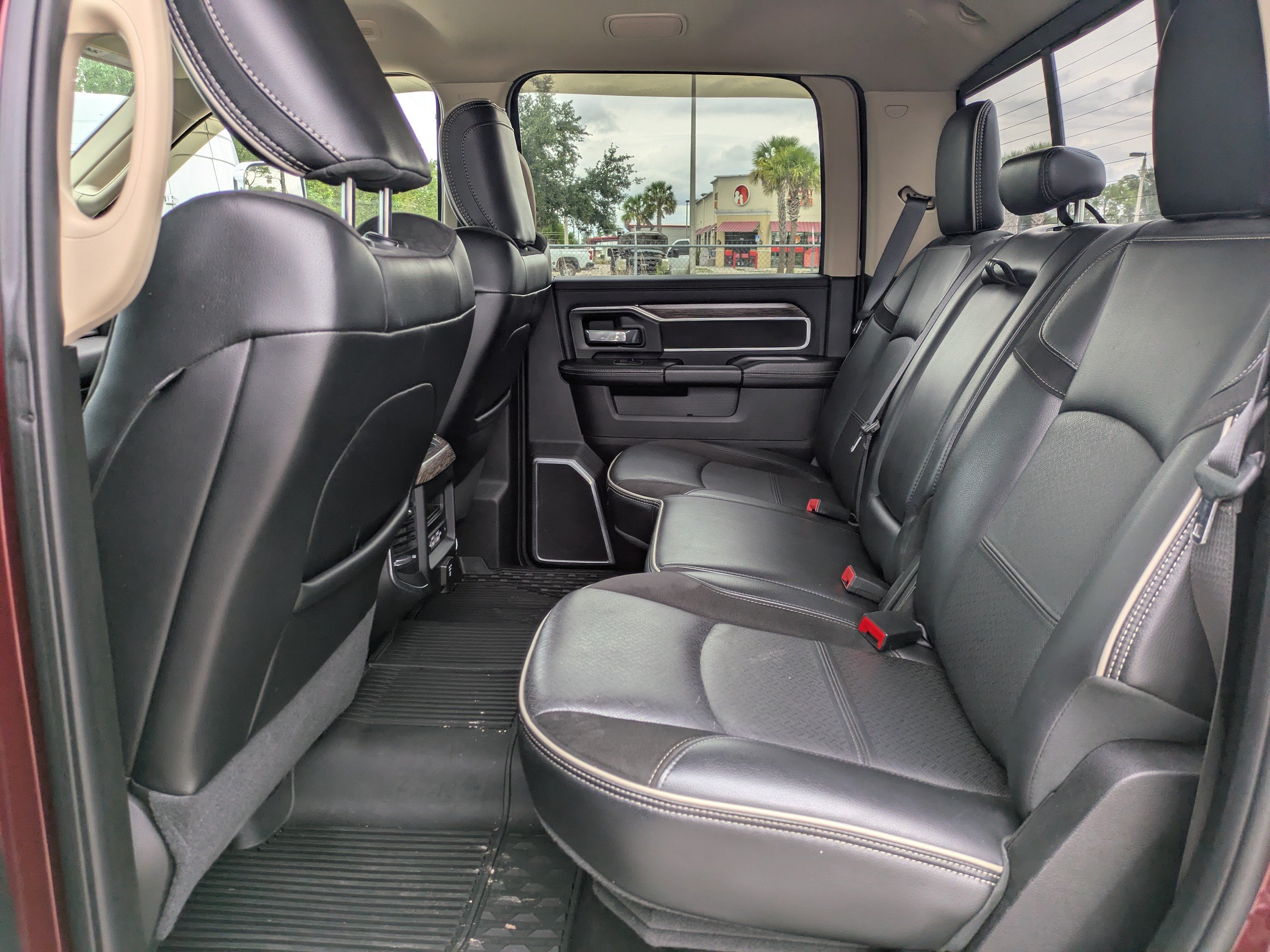 Used 2020 RAM 3500 Laramie AWD/4WD image 12