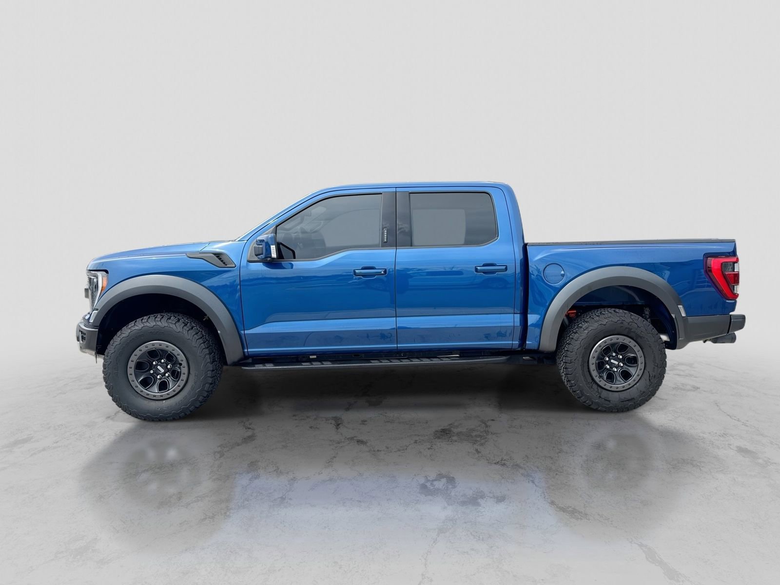 Certified 2022 Ford F150 Raptor w/ Equipment Group 801A High AWD/4WD image 3