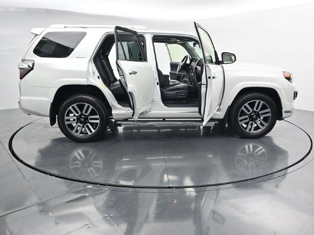 Used 2024 Toyota 4Runner Limited AWD/4WD image 47