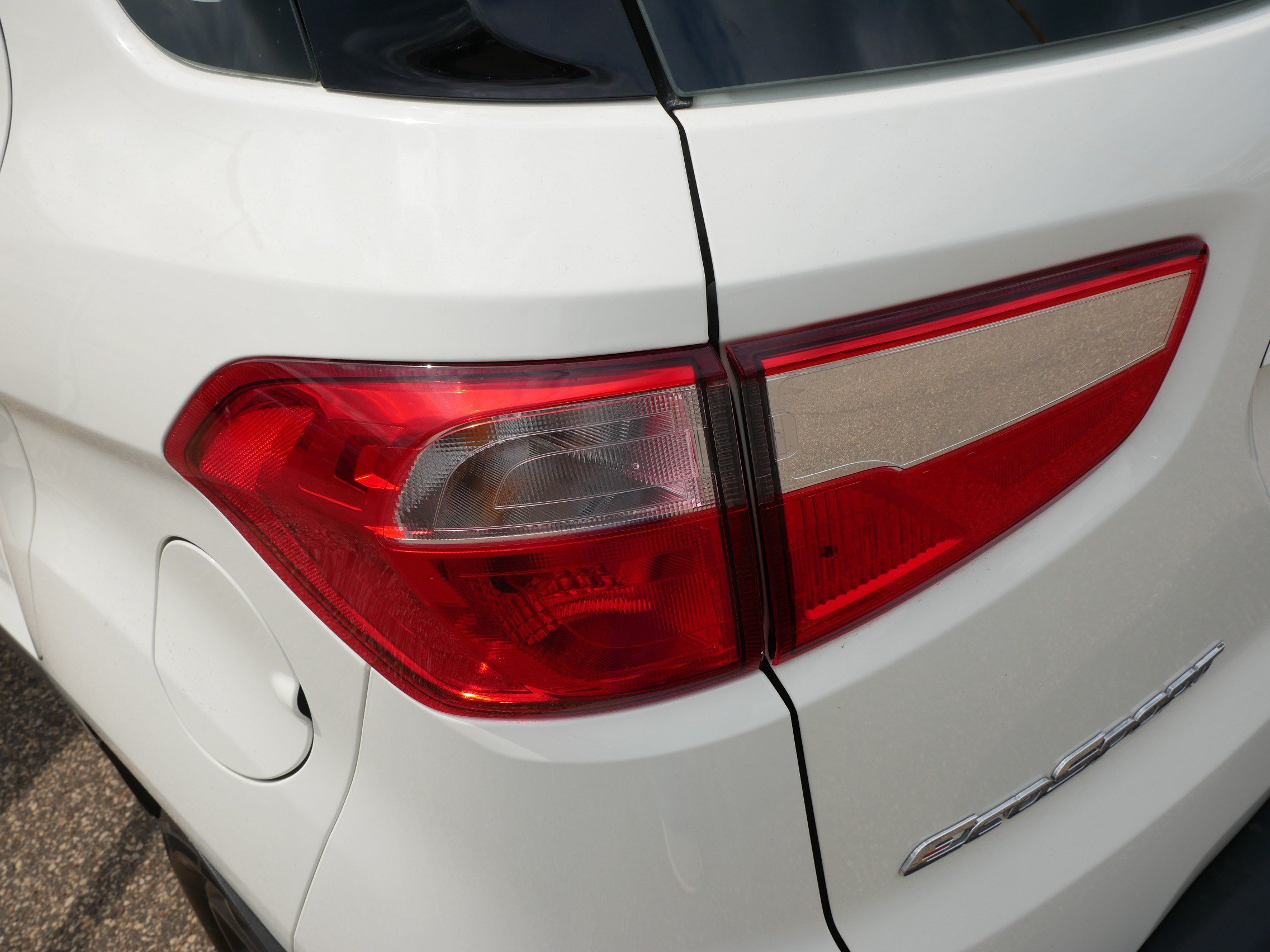 Certified 2019 Ford EcoSport S AWD/4WD image 17