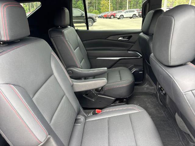 Used 2025 Chevrolet Traverse Z71 w/ Enhanced Driving Package AWD/4WD image 30