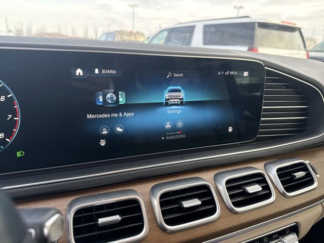 Used 2023 Mercedes-Benz GLS 450 4MATIC image 17