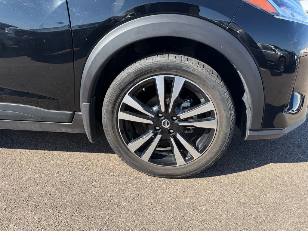 Used 2024 Nissan Kicks S image 11