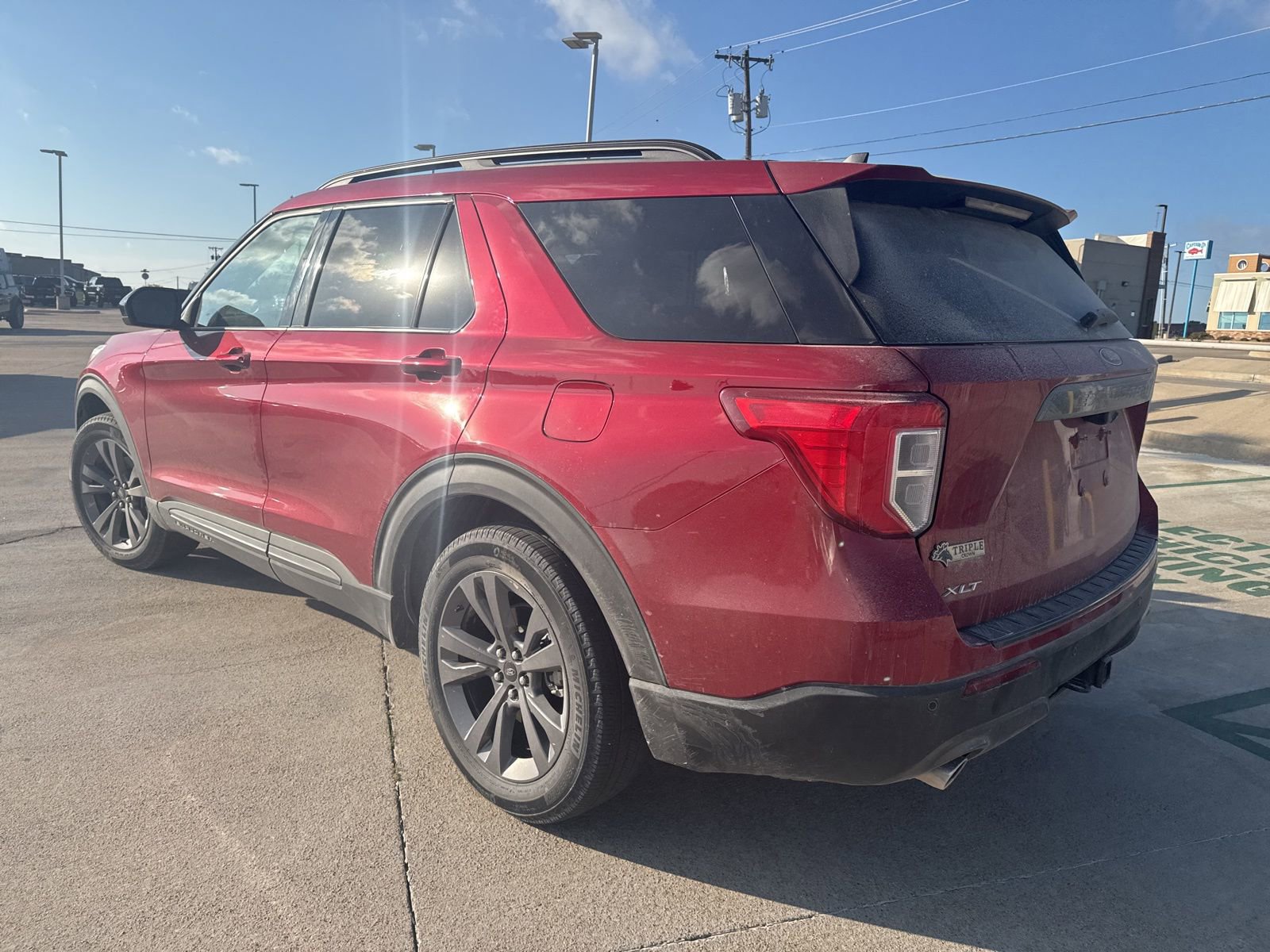 Certified 2024 Ford Explorer XLT w/ Equipment Group 202A image 5