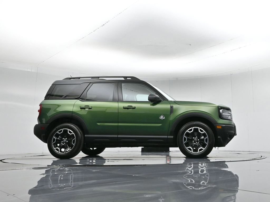 Certified 2025 Ford Bronco Sport Outer Banks w/ Outer Banks Tech Package+ image 9