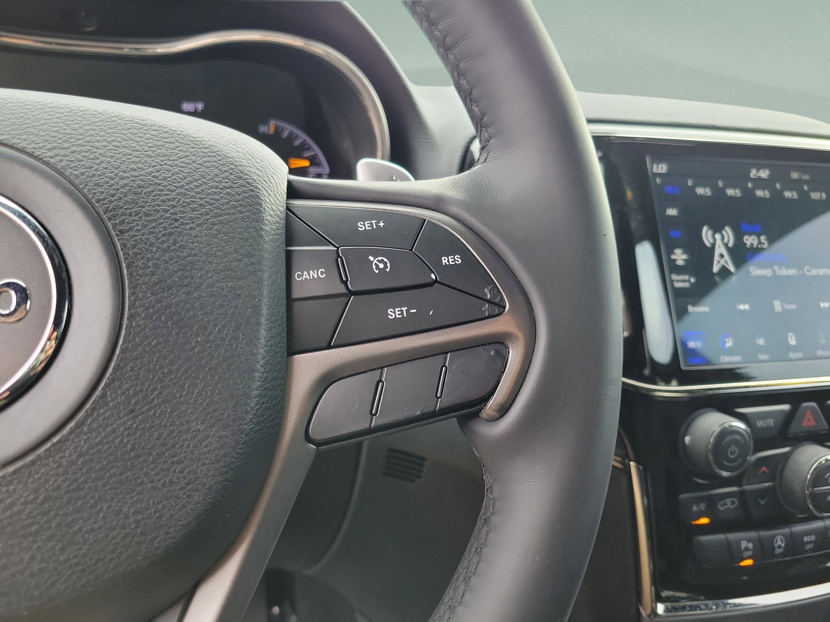 Used 2020 Jeep Grand Cherokee Limited X image 13