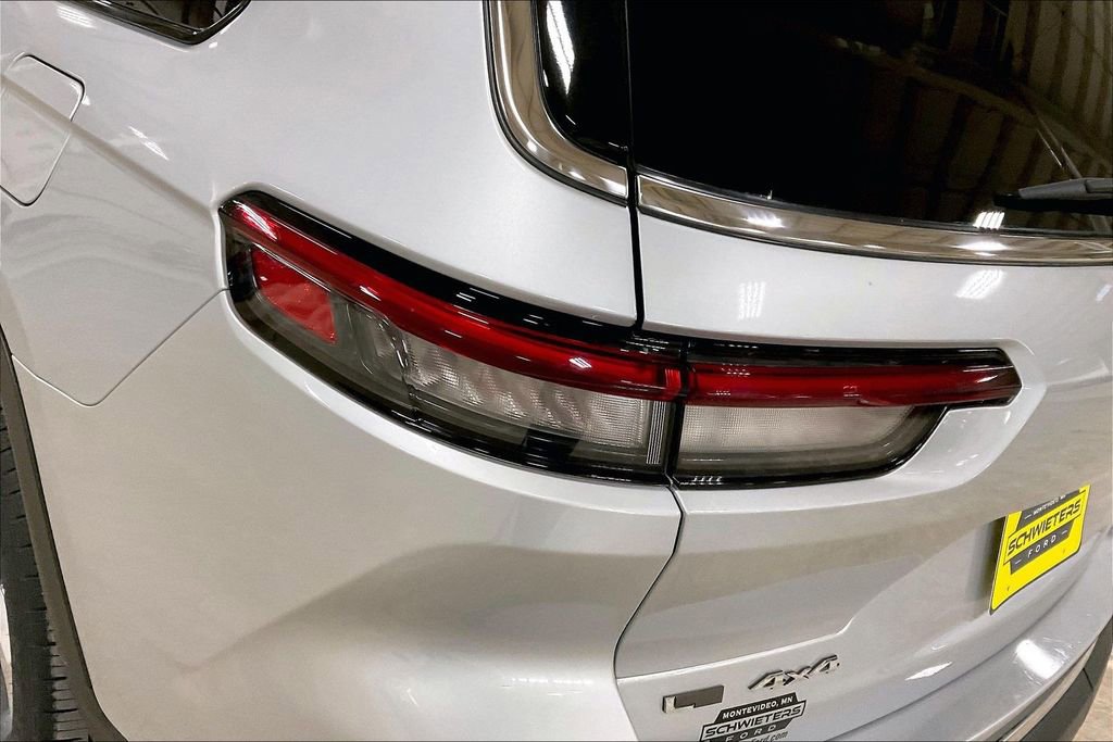 Used 2021 Jeep Grand Cherokee L Limited image 29