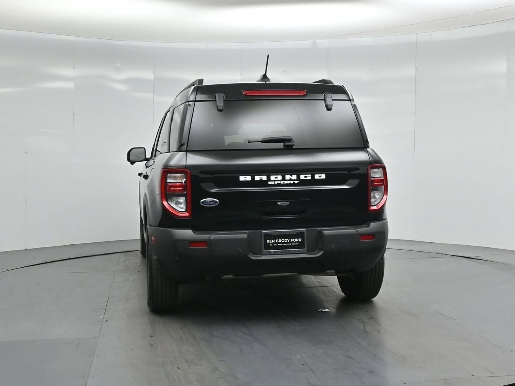 Certified 2025 Ford Bronco Sport Outer Banks w/ Outer Banks Tech Package+ AWD/4WD image 28