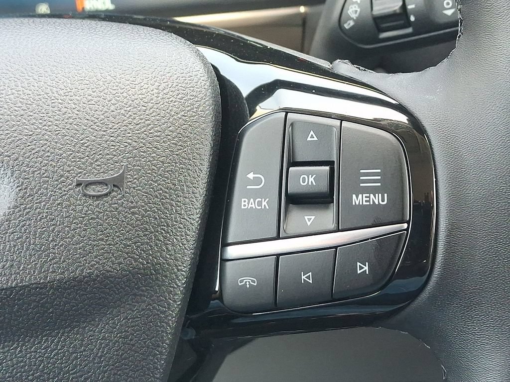 Certified 2023 Ford Escape Platinum w/ Premium Technology Package AWD/4WD image 23