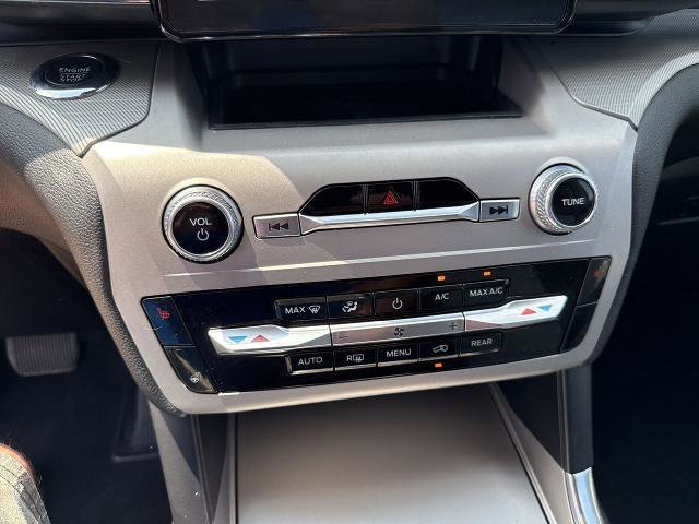 Certified 2022 Ford Explorer XLT w/ Equipment Group 202A image 24