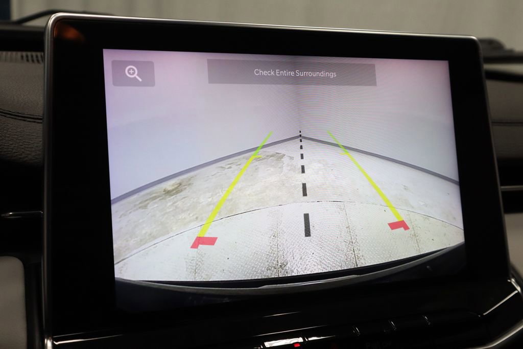 Used 2023 Jeep Compass Limited image 10