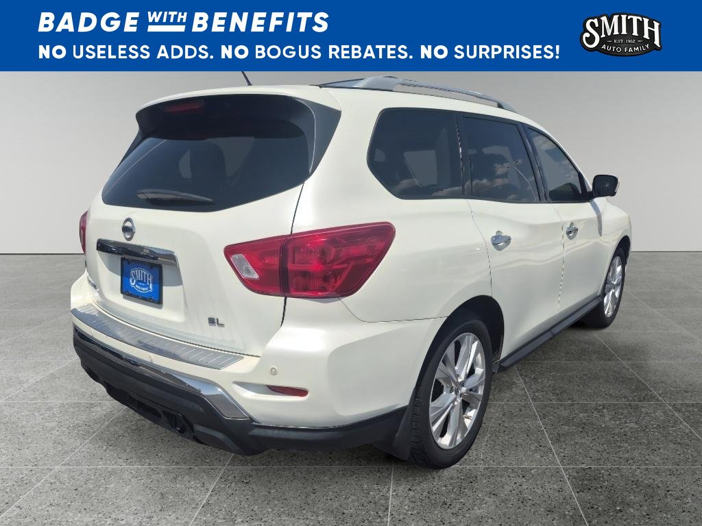 Used 2018 Nissan Pathfinder SL w/ SL Premium Package FWD image 4