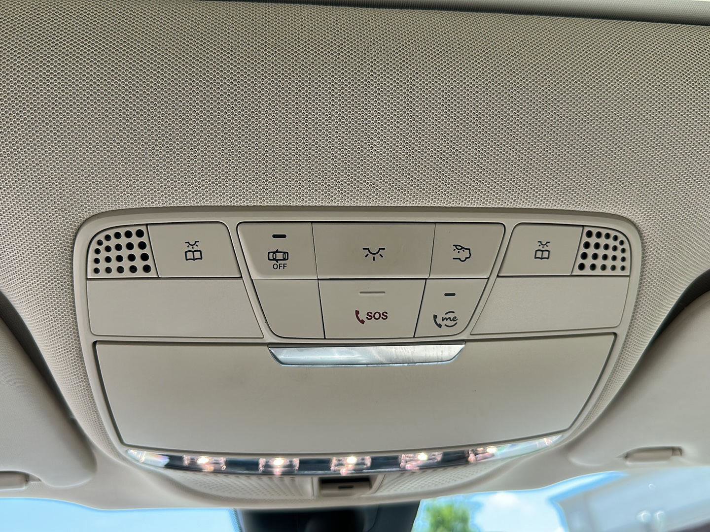 Used 2021 Mercedes-Benz GLC 300 4MATIC image 23