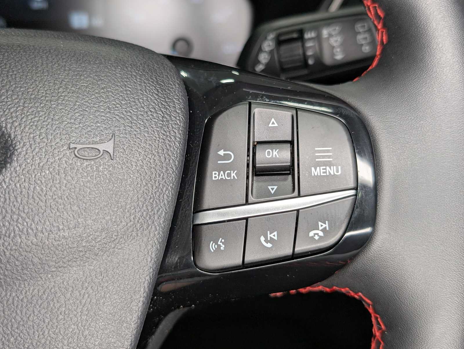 Certified 2021 Ford Escape SEL w/ SEL Stealth AWD Package image 35