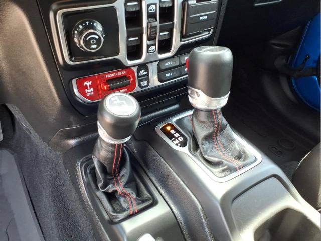 Used 2023 Jeep Gladiator Rubicon w/ LED Lighting Group AWD/4WD image 26