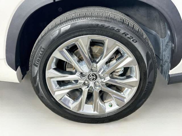 Used 2021 Toyota Highlander Limited FWD image 8