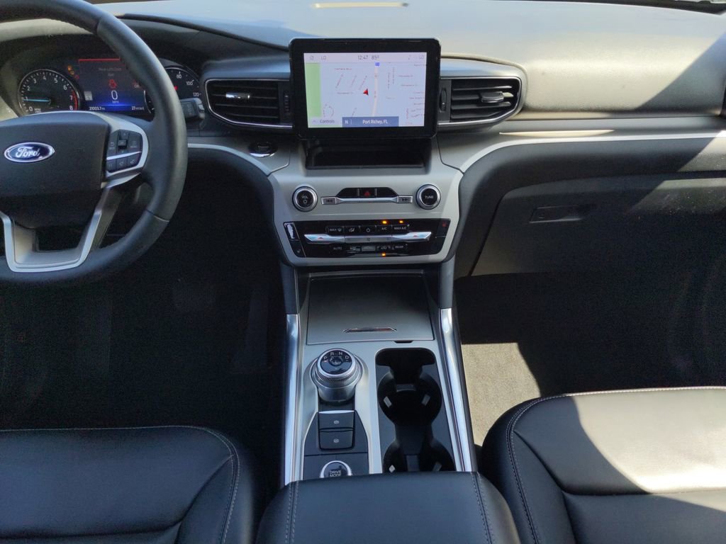 Certified 2022 Ford Explorer XLT w/ Equipment Group 202A image 14