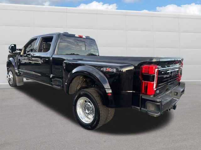 Certified 2025 Ford F450 Platinum AWD/4WD image 3