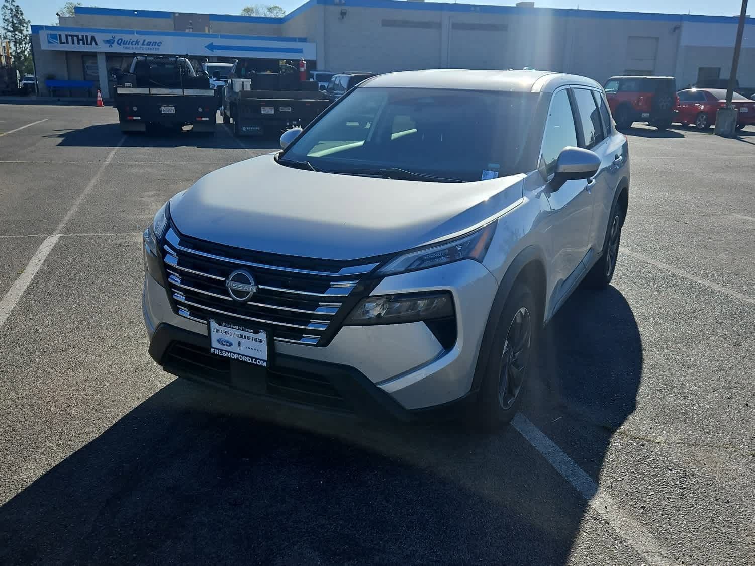 Used 2024 Nissan Rogue SV