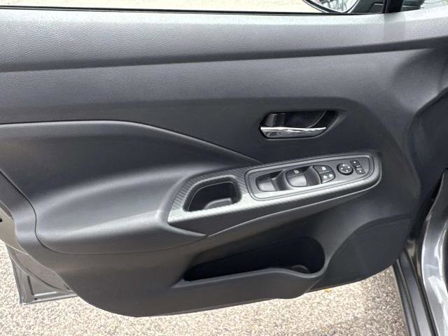 Used 2025 Nissan Versa SV w/ Trunk Package FWD image 15