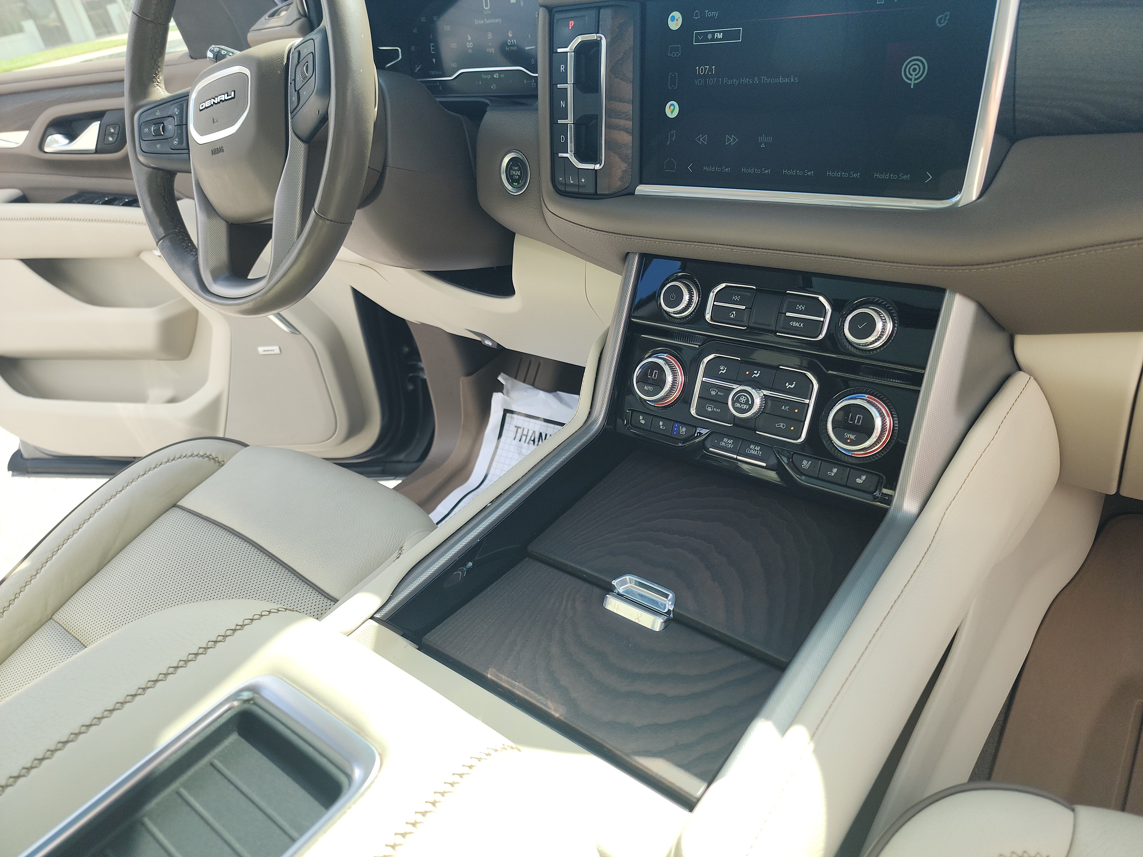 Used 2022 GMC Yukon XL Denali RWD image 35