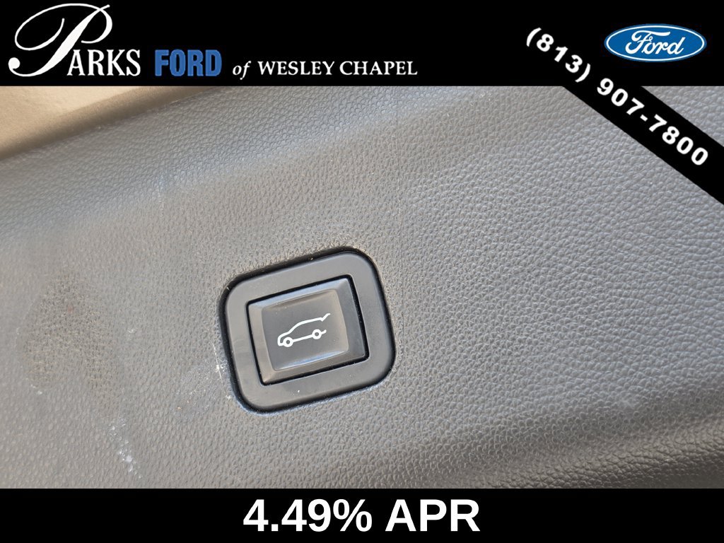 Used 2020 Buick Enclave Premium w/ Surround and Sites Package FWD image 10
