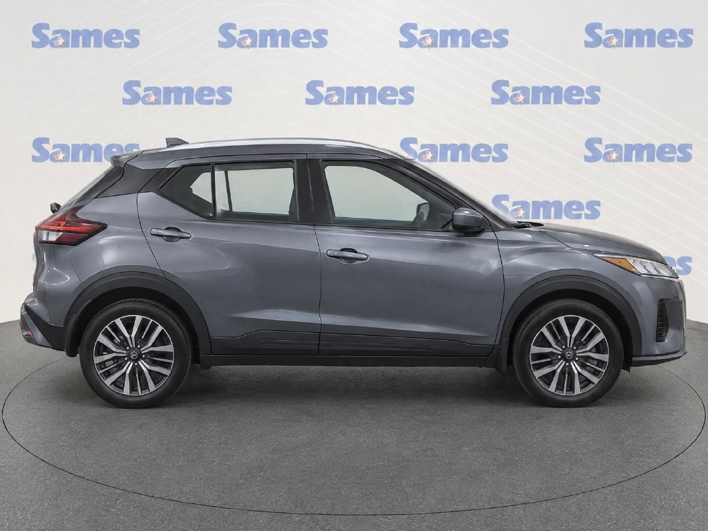 Used 2021 Nissan Kicks SV FWD image 8