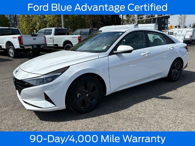 Used 2023 Hyundai Elantra SEL FWD image 3