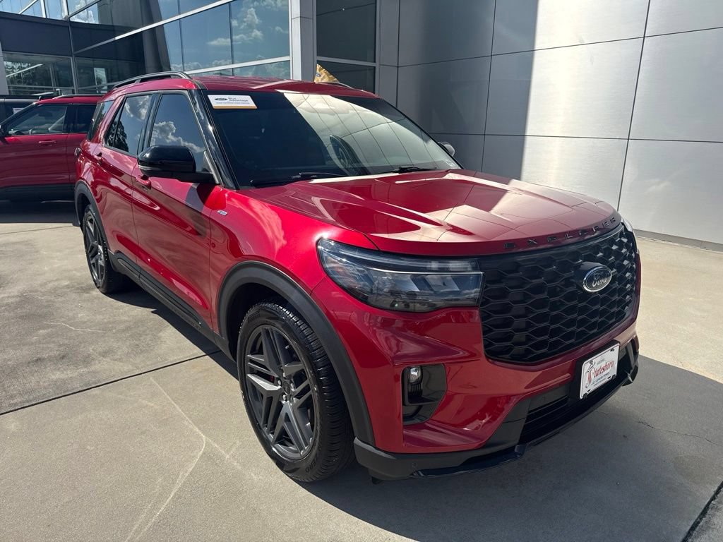 Certified 2025 Ford Explorer ST-Line w/ Premium Package RWD image 1