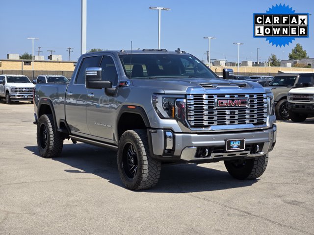Used 2024 GMC Sierra 2500 Denali w/ Denali Reserve Package AWD/4WD image 3
