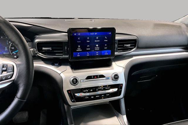 Certified 2022 Ford Explorer XLT w/ Equipment Group 202A AWD/4WD image 12