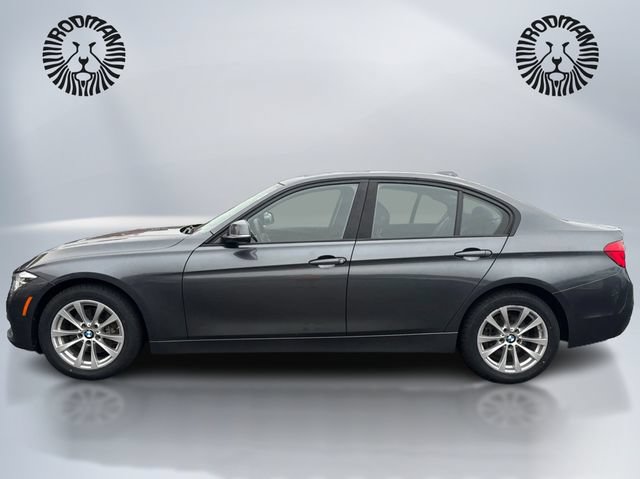 Used 2018 BMW 320i xDrive Sedan AWD/4WD image 10