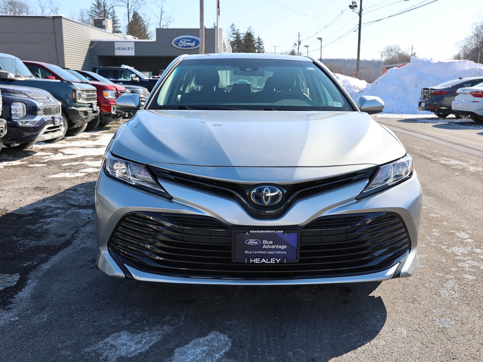 Used 2020 Toyota Camry LE image 8