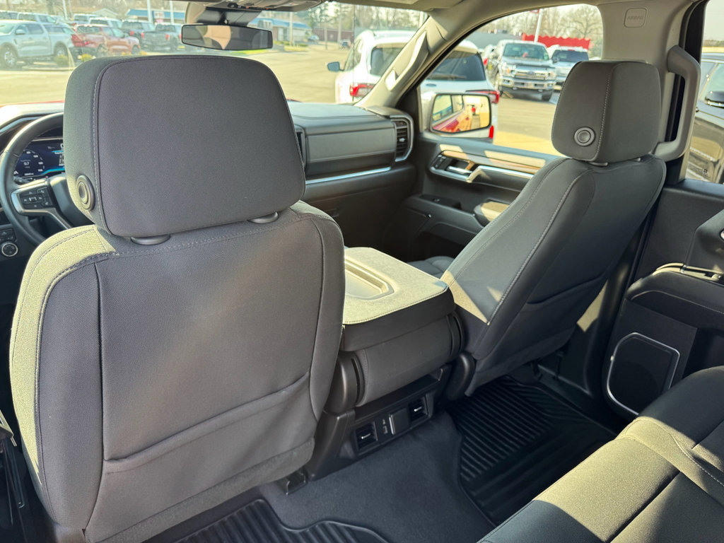 Used 2023 Chevrolet Silverado 1500 LT image 22