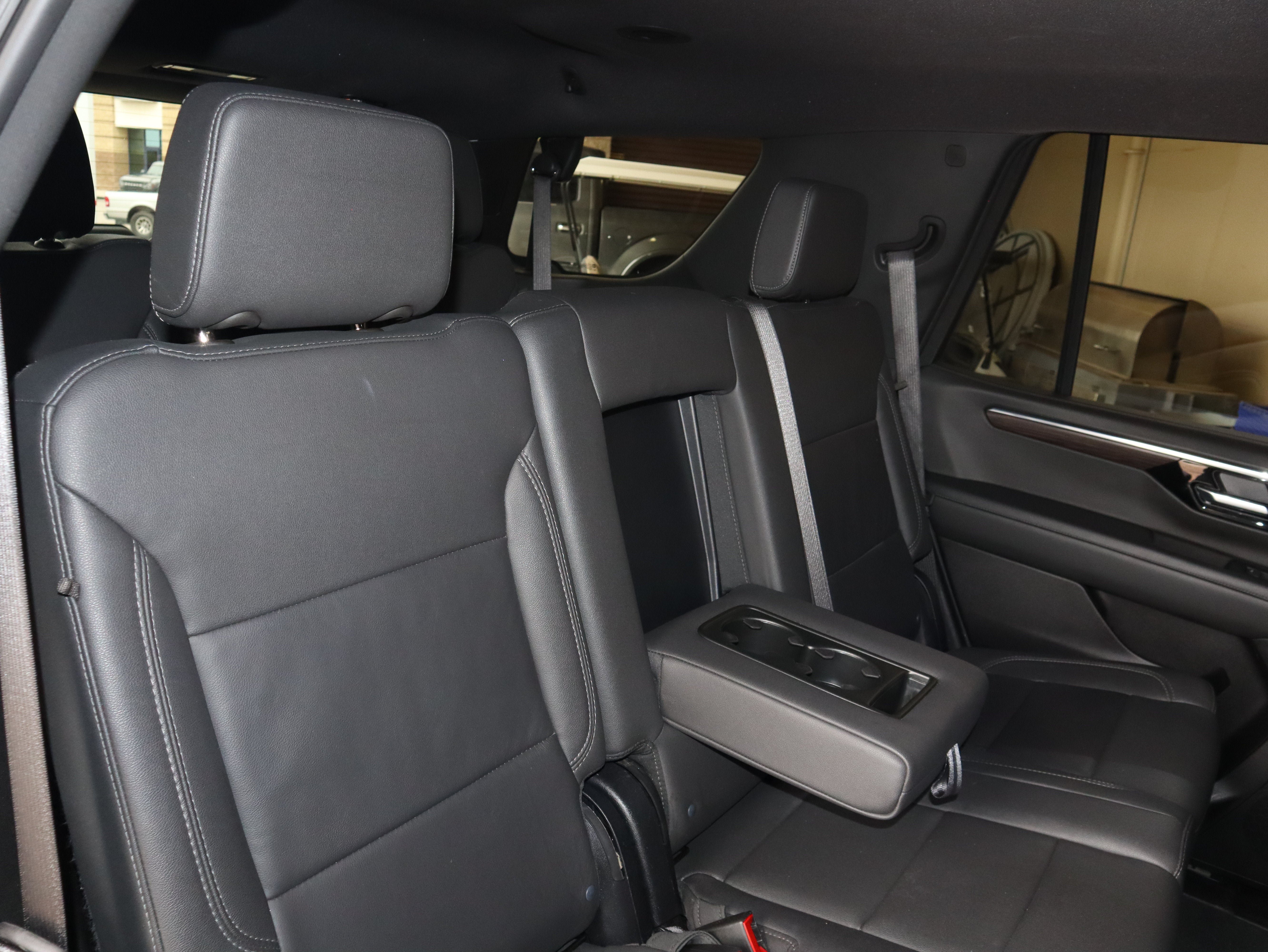 Used 2025 Chevrolet Tahoe LT RWD image 42
