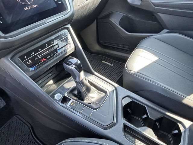 Used 2023 Volkswagen Tiguan SE FWD image 15